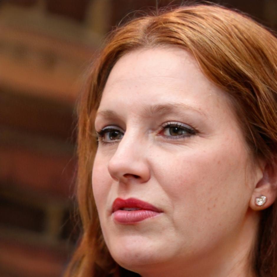 Sofia Tavares, analista financeira